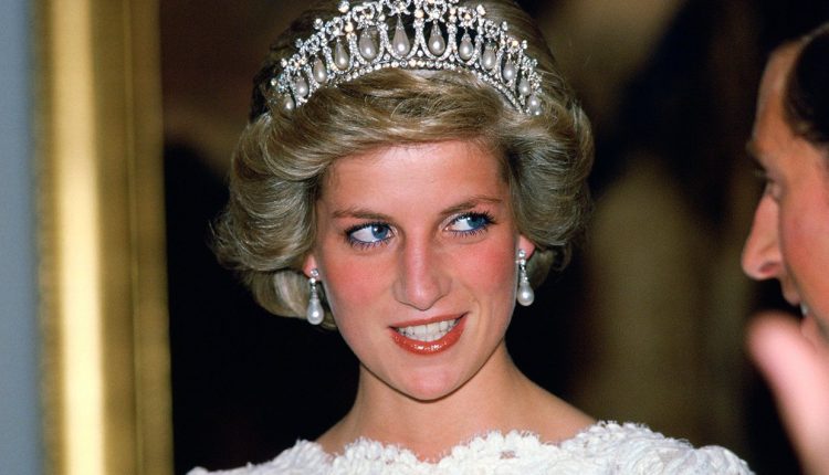 Diana and Her Language of Fashion