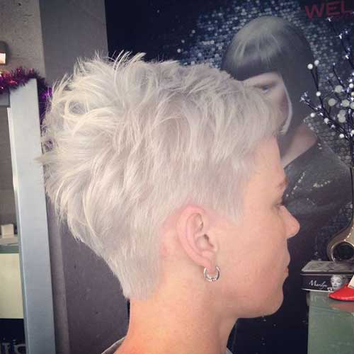 20 Best Short Haircuts for Older Women – NiceStyles