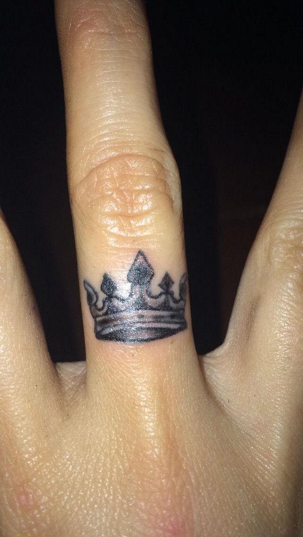 75+ Symbolic Crown Tattoo Designs NiceStyles