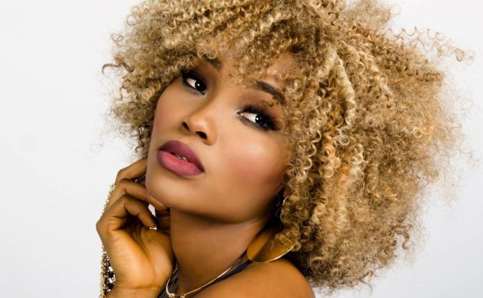 Natural Hairstyles for Short Hair